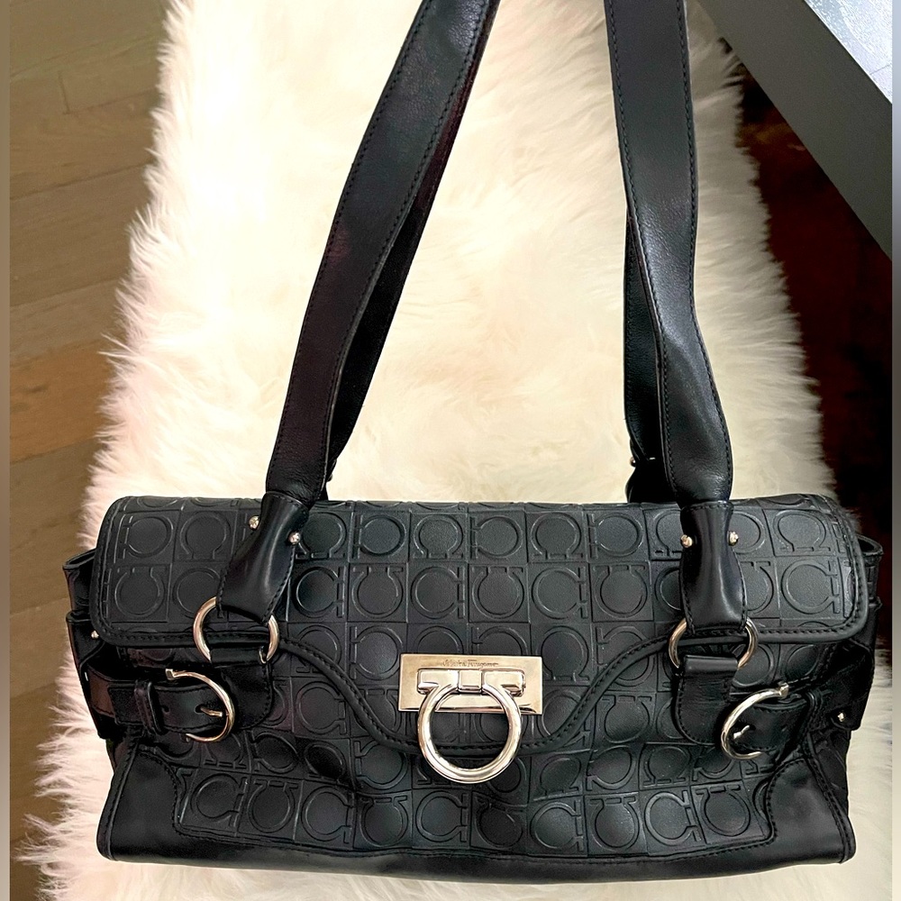 SALVATORE FERRAGAMO SHOULDER BAG